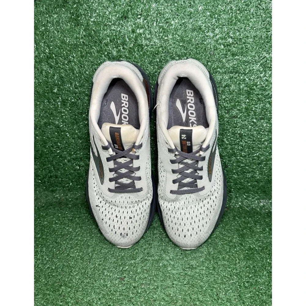Brooks Women's Running Shoes in Light Gray and Black